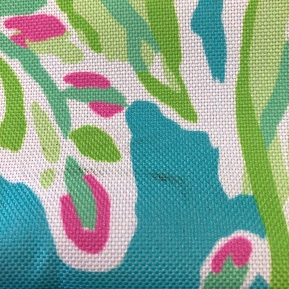 Lilly Pultizer Estée Lauder Lemon Print Tote Bag - Picture 8 of 11